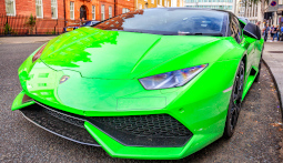 Lamborghini fahren in Maranello (Modena)
